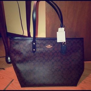 Coach Large Cityfuill Tote